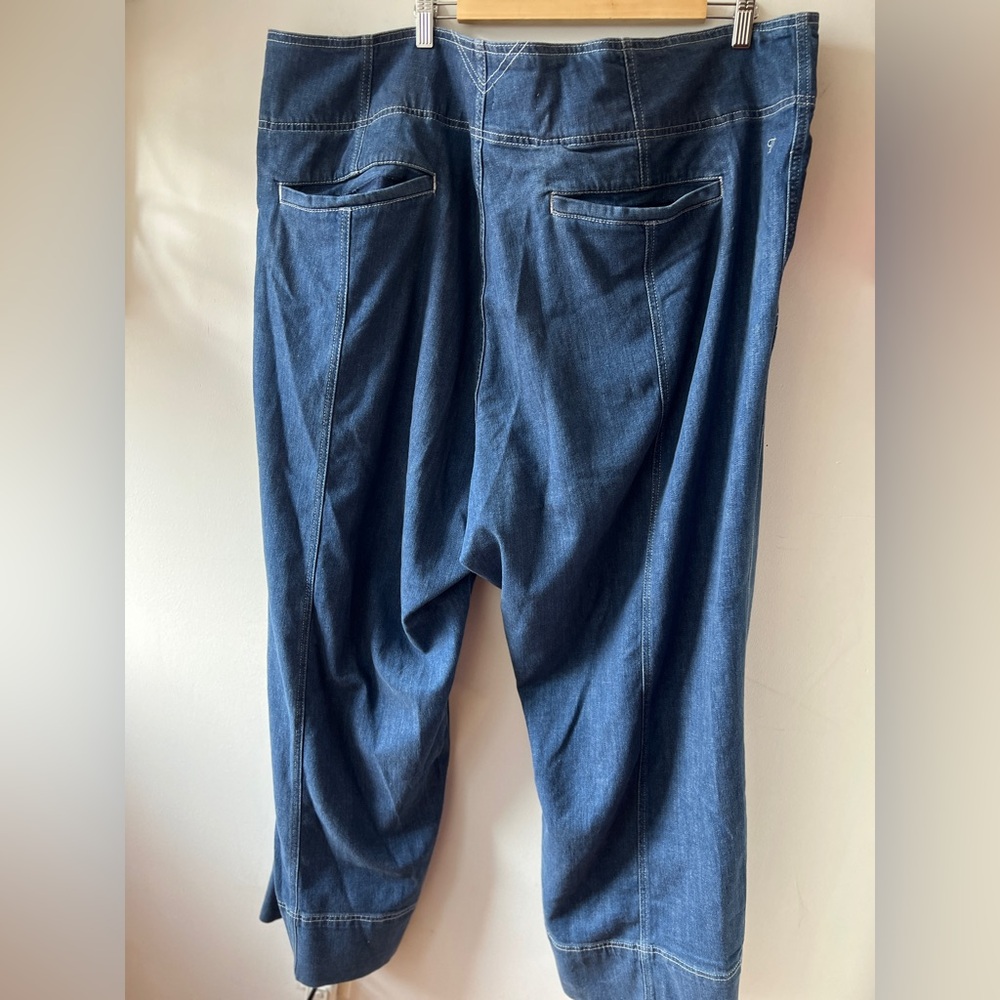 PILCRO Seamed High-Rise Flare Jeans NWT 26 W - Picture 5 of 7